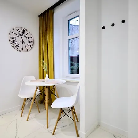 Wroclawska Self Check-in 24h Apartment