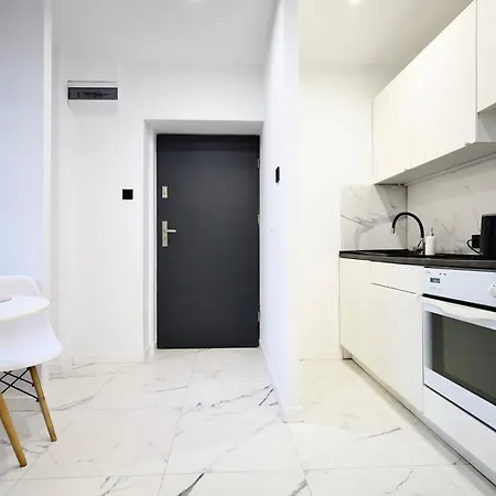 Wroclawska Self Check-in 24h Apartment *