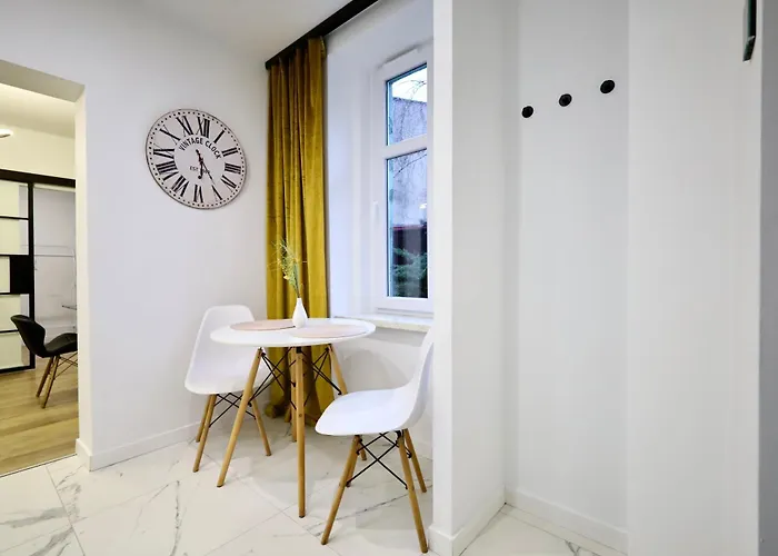 Wroclawska Self Check-in 24h דירה